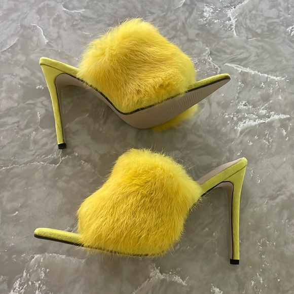 Shoes - NWT yellow angora fur slide sandal chartreuse pin heel slip on mules brand new